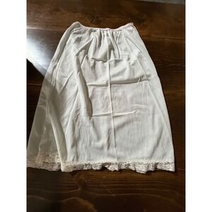 Vintage Camelot Apparel Antron Nylon Lace Trim Half‎ Slip Pale Blue Small